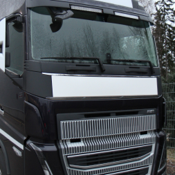 PLAQUE DE CALANDRE VOLVO FH